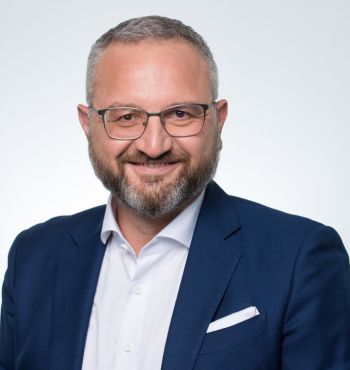 Hartmut T. Renz